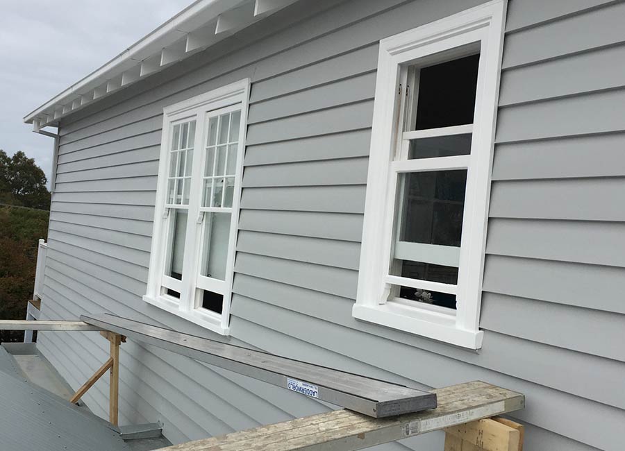 Paint & Weatherboard Replacement 1